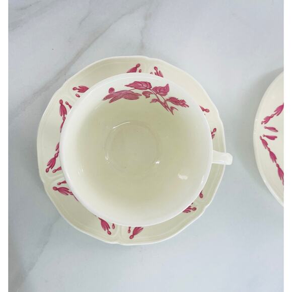 2 Williamsburg Husk by WEDGWOOD Footed Cup & Saucer Set, Teacup Ribbon Floral - Picture 5 of 11